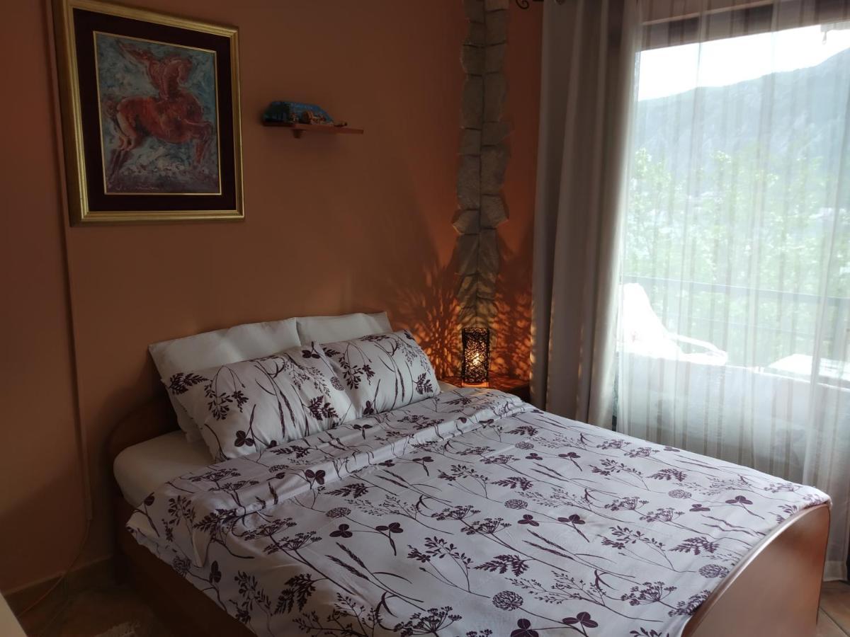 Apartment Aki โกตอร์ ภายนอก รูปภาพ