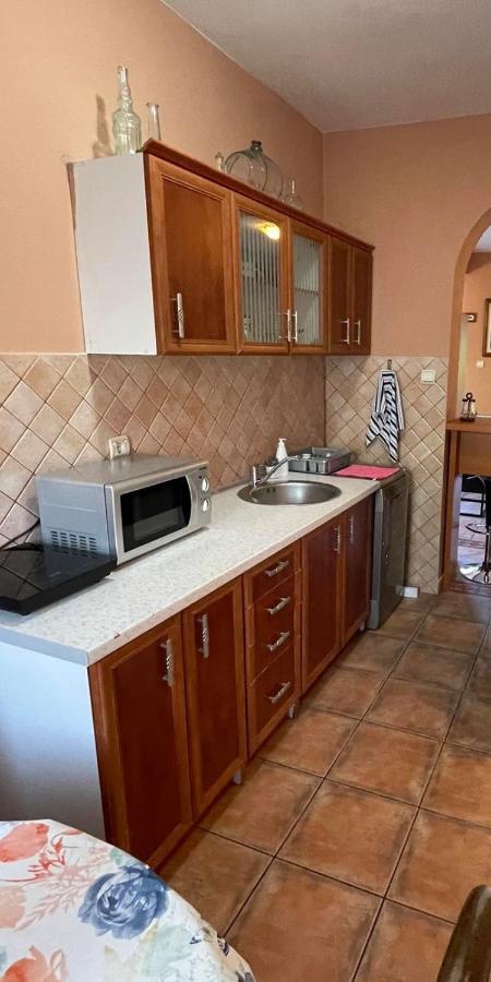 Apartment Aki โกตอร์ ภายนอก รูปภาพ