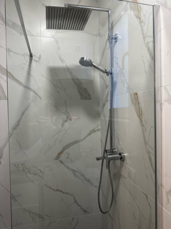 Apartment Aki โกตอร์ ภายนอก รูปภาพ