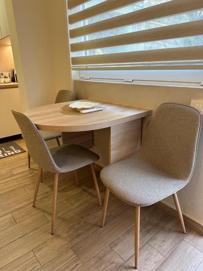 Apartment Aki โกตอร์ ภายนอก รูปภาพ