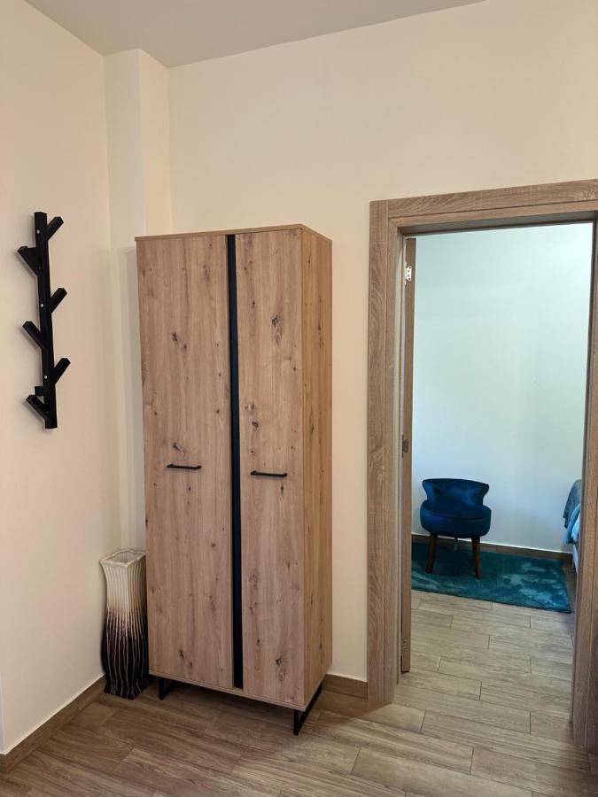Apartment Aki โกตอร์ ภายนอก รูปภาพ